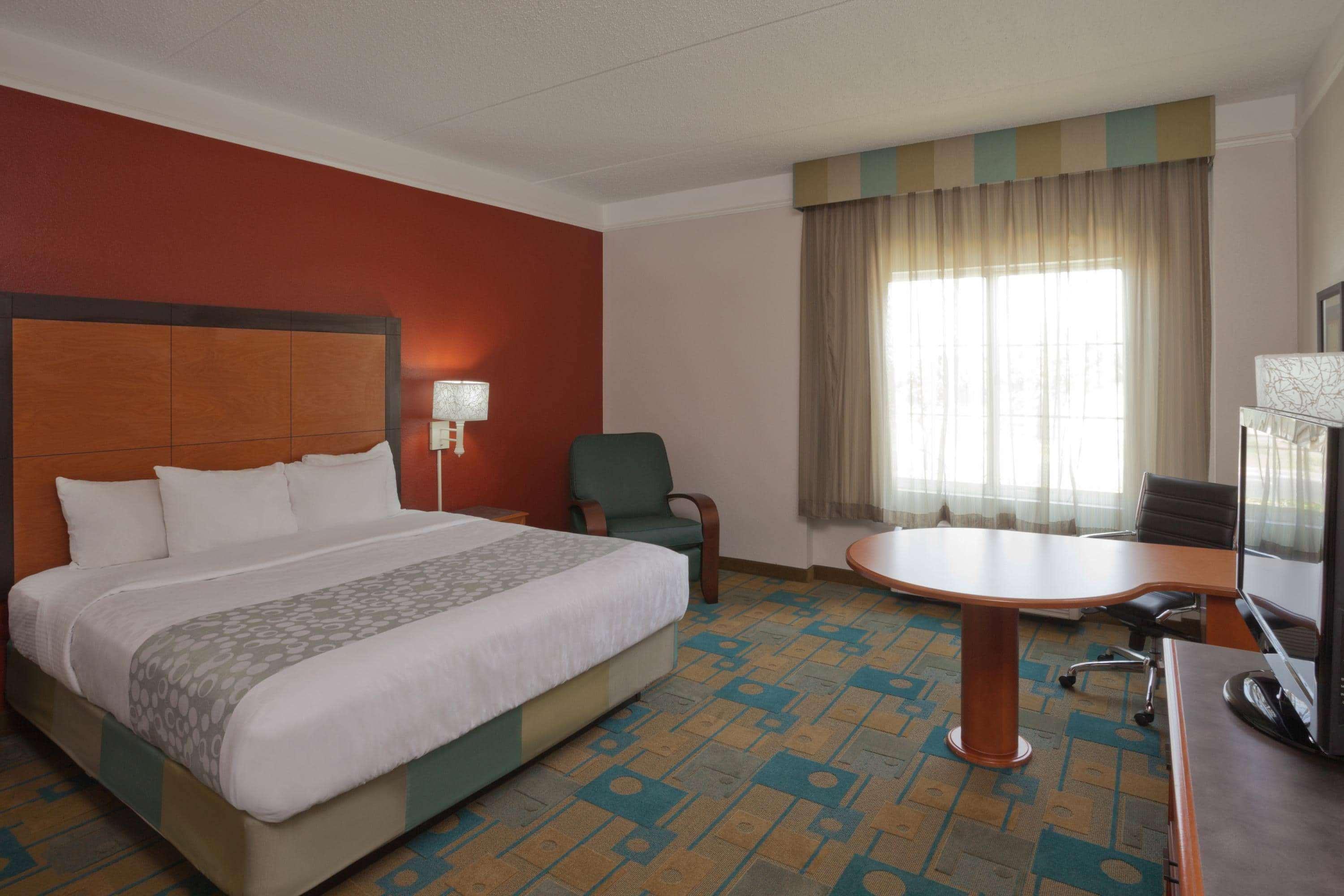 Hotel La Quinta By Wyndham Sherman