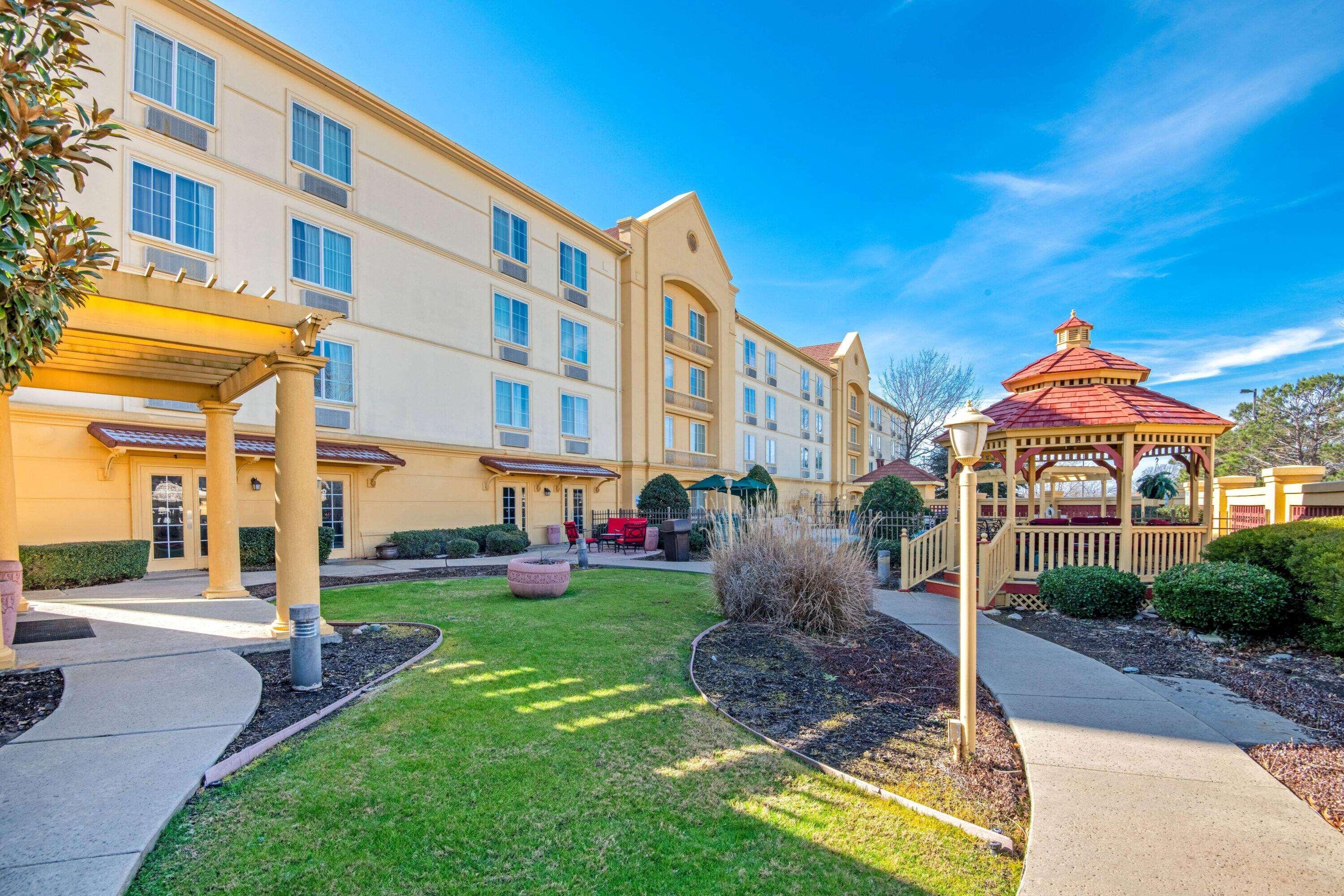 Hotel La Quinta By Wyndham 3*