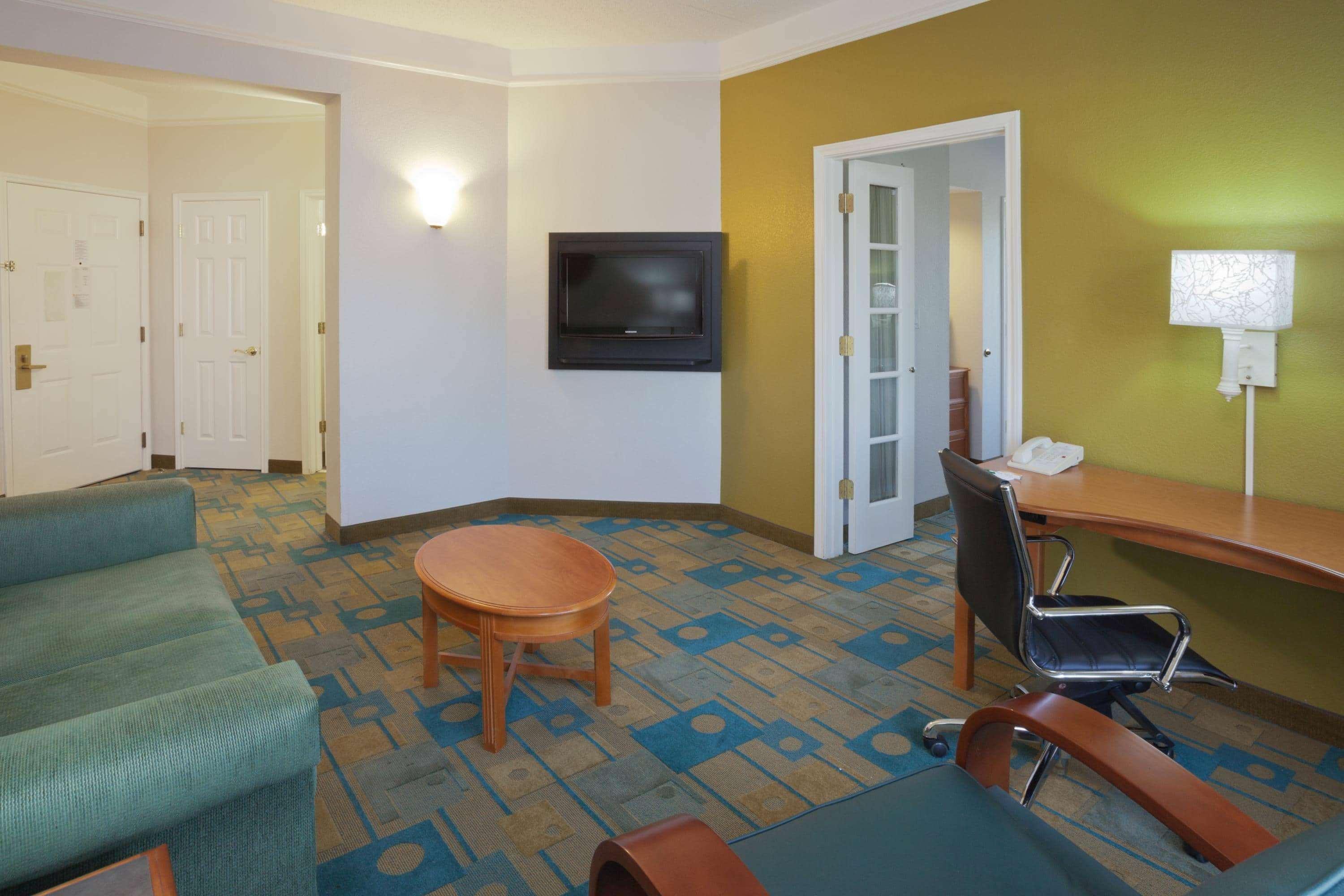 La Quinta By Wyndham Sherman
