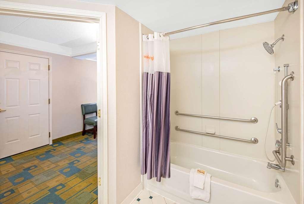 La Quinta By Wyndham Hotel 3*